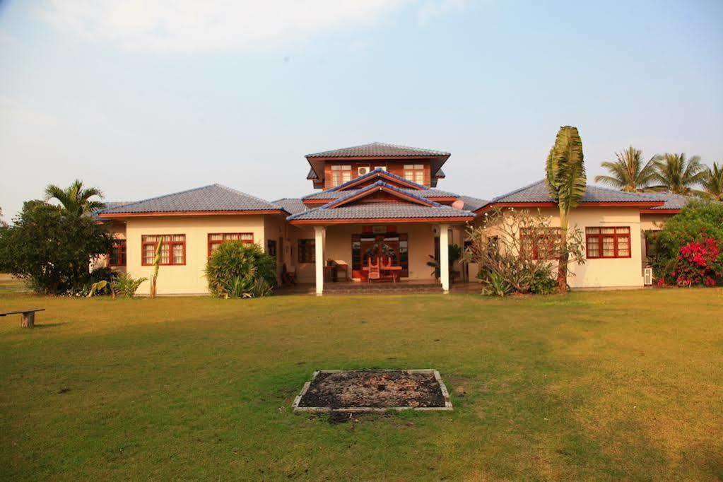 The Ricefields Hotel Udon Thani Exterior photo